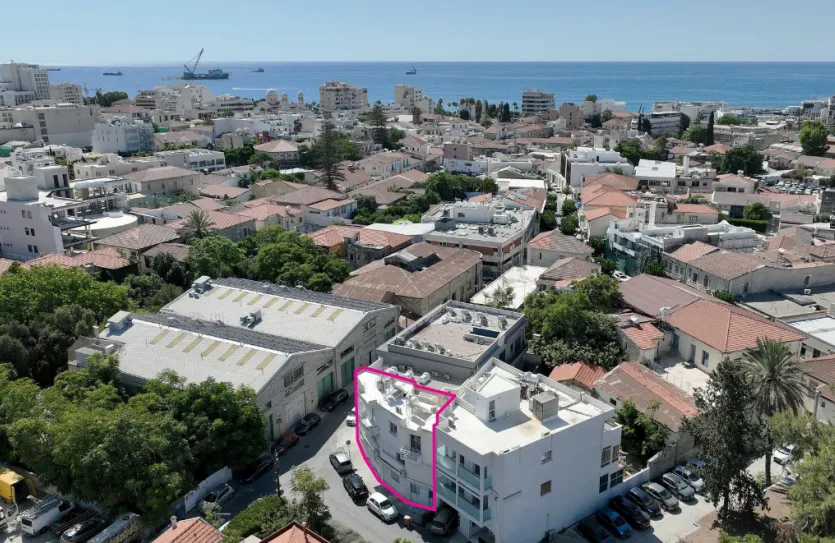 Building for sale - 16618