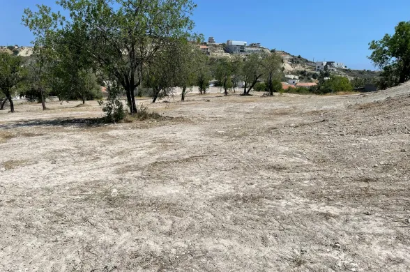 Residential plot in Agios Tychonas, Limassol - 16643