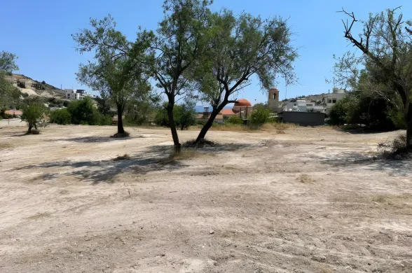 Residential plot in Agios Tychonas, Limassol