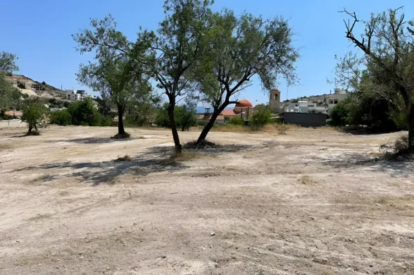 Residential plot in Agios Tychonas, Limassol - 16642