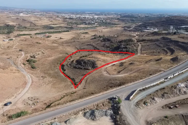 Plot in Agia Varvara, Paphos