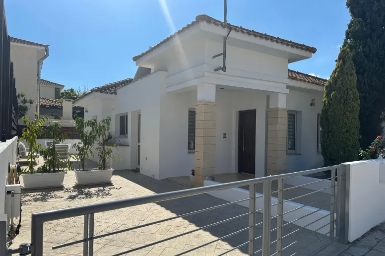 2 bedroom house in Agios Tychonas, Limassol