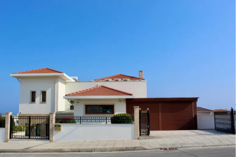 6 bedroom villa in Germasogeia, Limassol