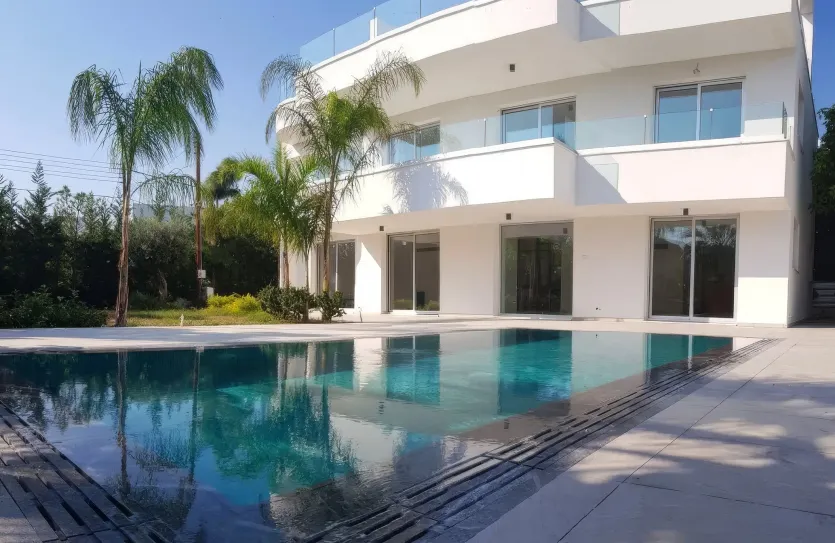 5 bedroom villa for sale - 17609
