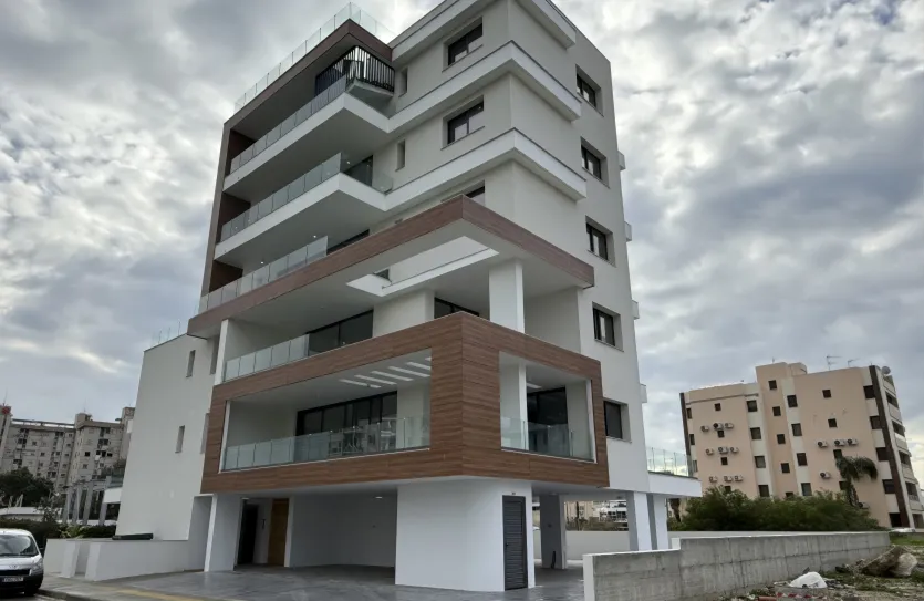 2 bedroom apartment for sale - 17735