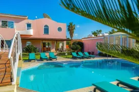 4 bedroom villa in Coral Bay, Peyia, Paphos