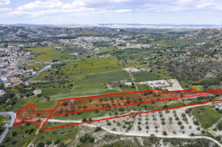 Land in Alethriko, Larnaca