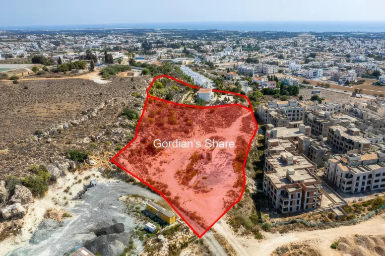 Residential plot in Paphos, Geroskipou