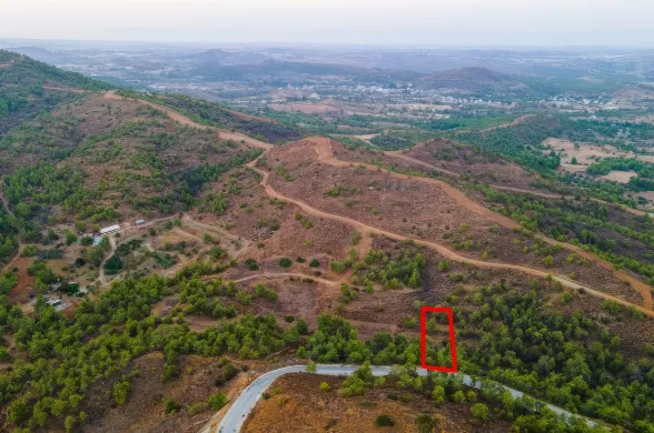 Residential plot in Kornos, Larnaca