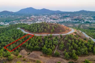 Residential plot in Kornos, Larnaca - 18118