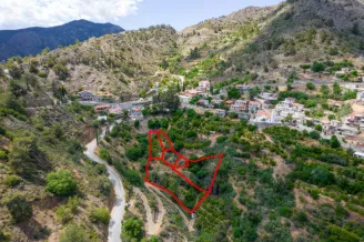 Residential plot in Sykopetra, Limassol - 18142