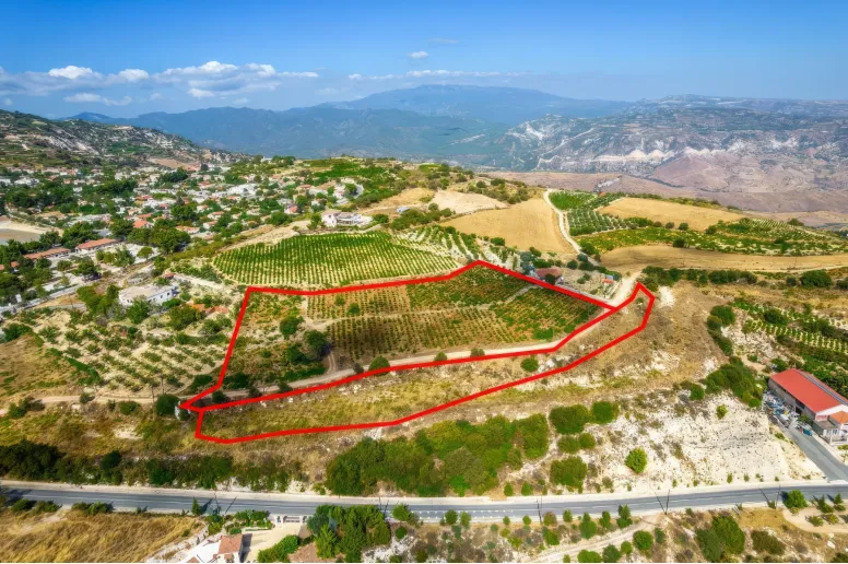 Residential plot in Paphos, Statos-Agios Fotios