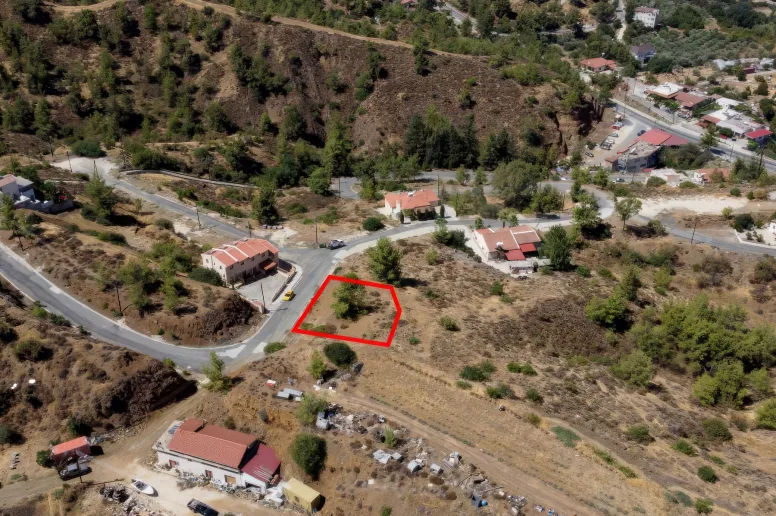 Agricultural plot in Evrychou, Nicosia