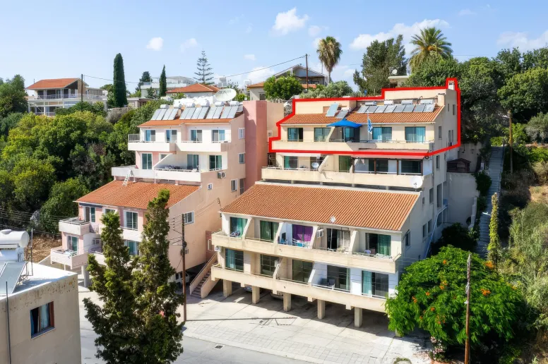 6 bedroom apartment in Paphos Town, Paphos