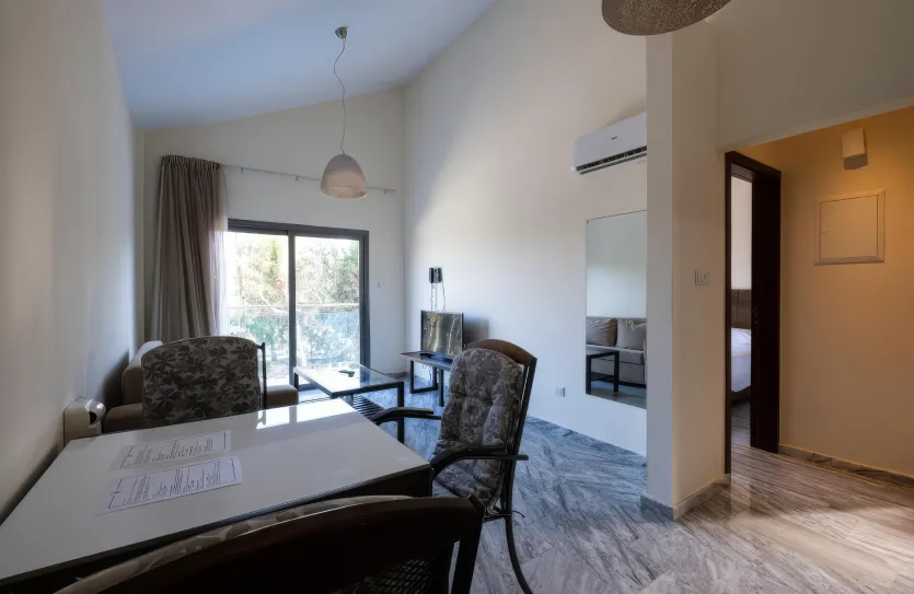 1 bedroom apartment for sale - 18301