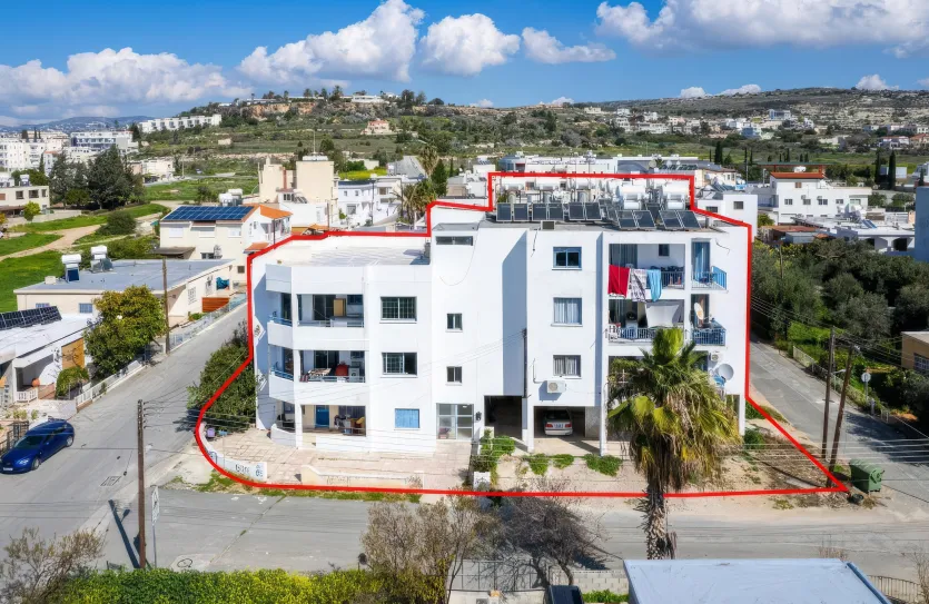 Residential building for sale - 18393