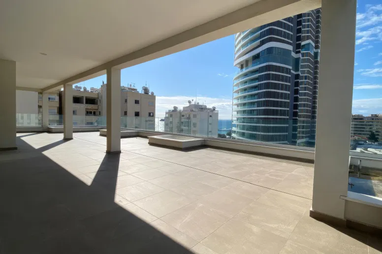 4 bedroom apartment in Neapolis, Limassol City, Limassol