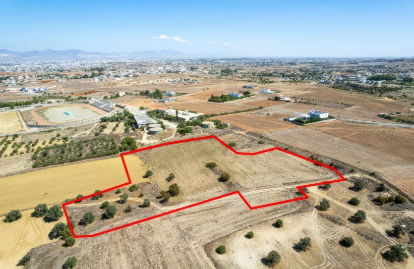 Residential plot for sale - 18411