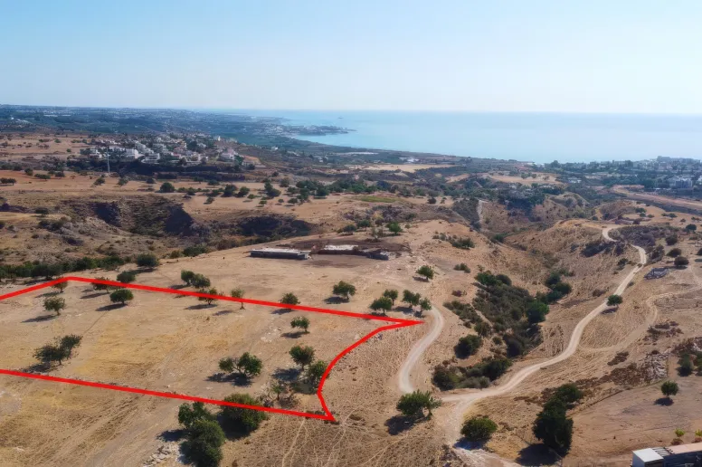 Residential plot in Peyia, Paphos