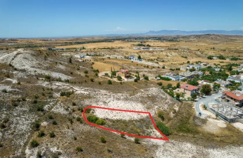 Residential plot for sale - 18432