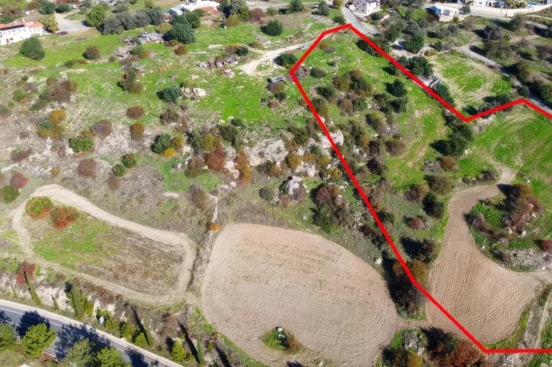 Residential plot in Peristerona, Paphos
