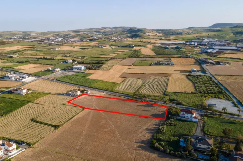 Residential plot in Athienou, Larnaca