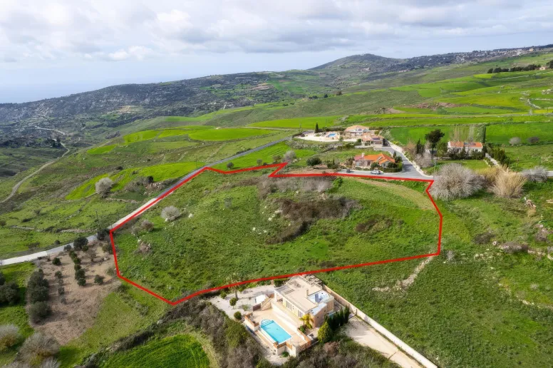 Residential plot in Pano Arodes, Paphos
