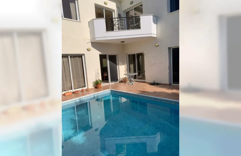 4 bedroom villa for rent - 15223