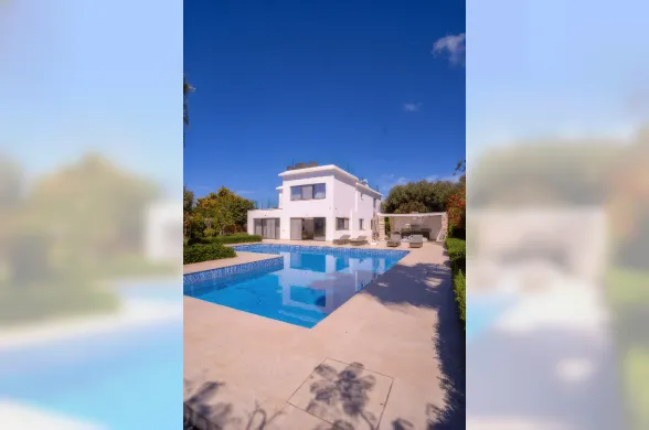 Villa in Peyia, Paphos - 15433