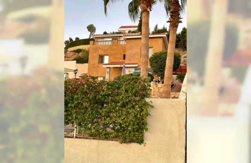 4 bedroom villa for sale - 15438