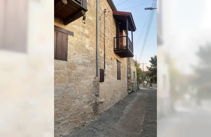 2 bedroom house for sale - 15896