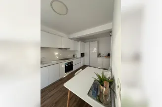 Apartment in Agios Tychonas, Limassol - 16589