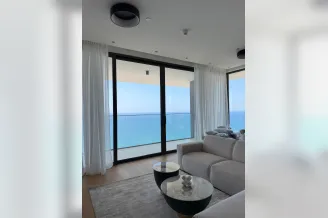 Квартира в Агиос Тихонас, Лимассол